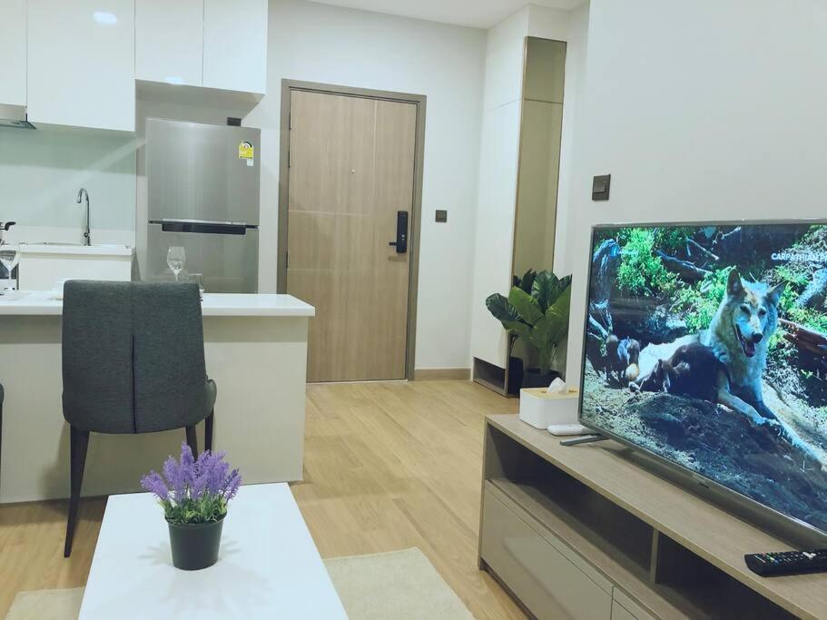 Modern Style Room With Sky Pool 古城边天际泳池公寓 Chiang Mai Exterior photo